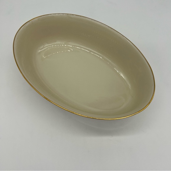 LENOX WESTWOOD OVAL SERVING BOWL - Picture 9 of 12